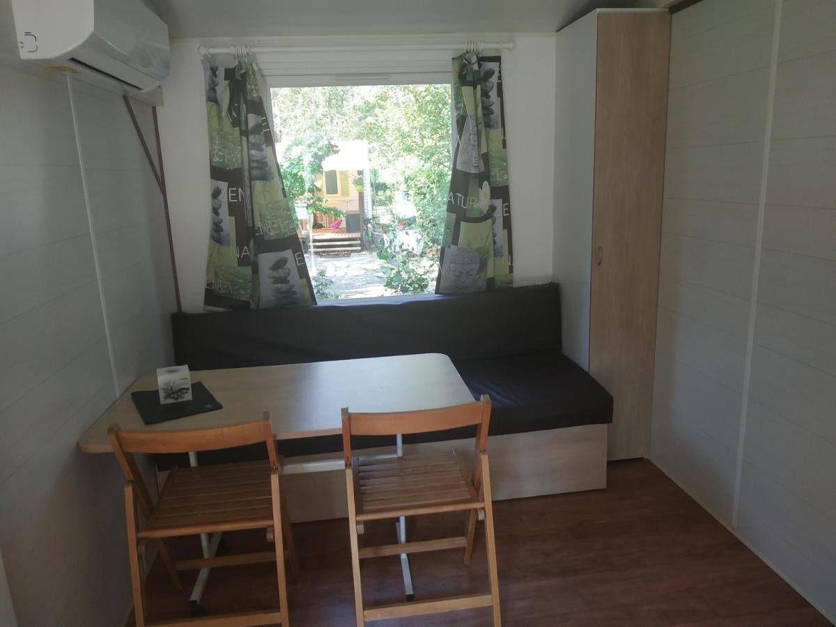 Camping Les Sables Tournon-sur-Rhone Exteriör bild