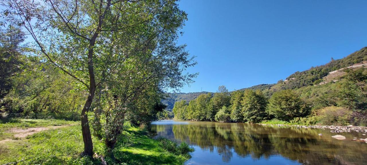 Camping Les Sables Tournon-sur-Rhone Exteriör bild