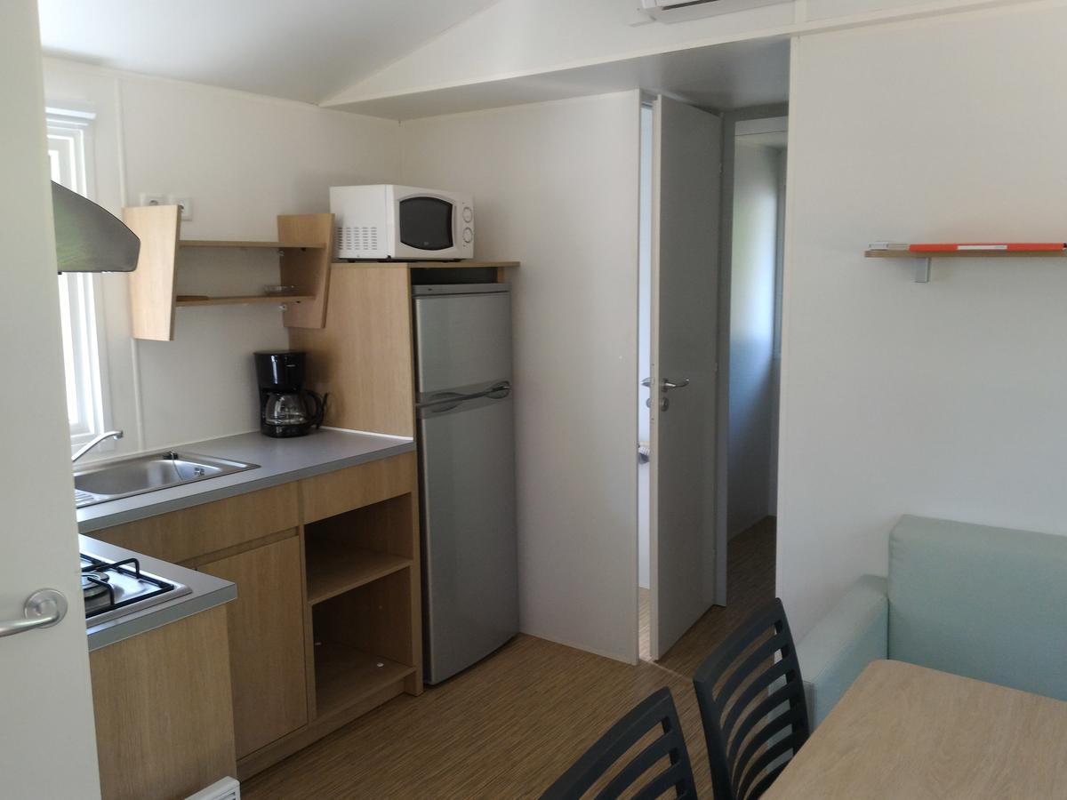 Camping Les Sables Tournon-sur-Rhone Exteriör bild